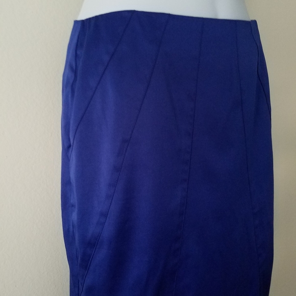 3/$20 H&M Pencil Skirt - Picture 4 of 7